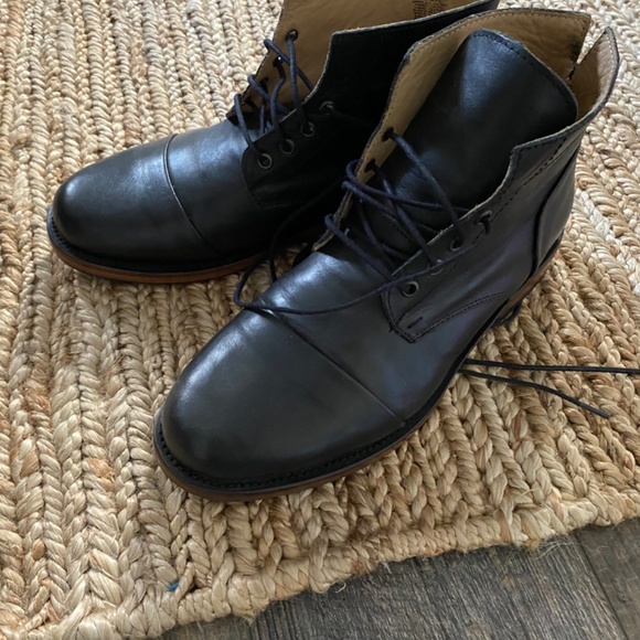 Sutro of San Francisco Alder Vibram Men’s Boots BNWT - Picture 3 of 8